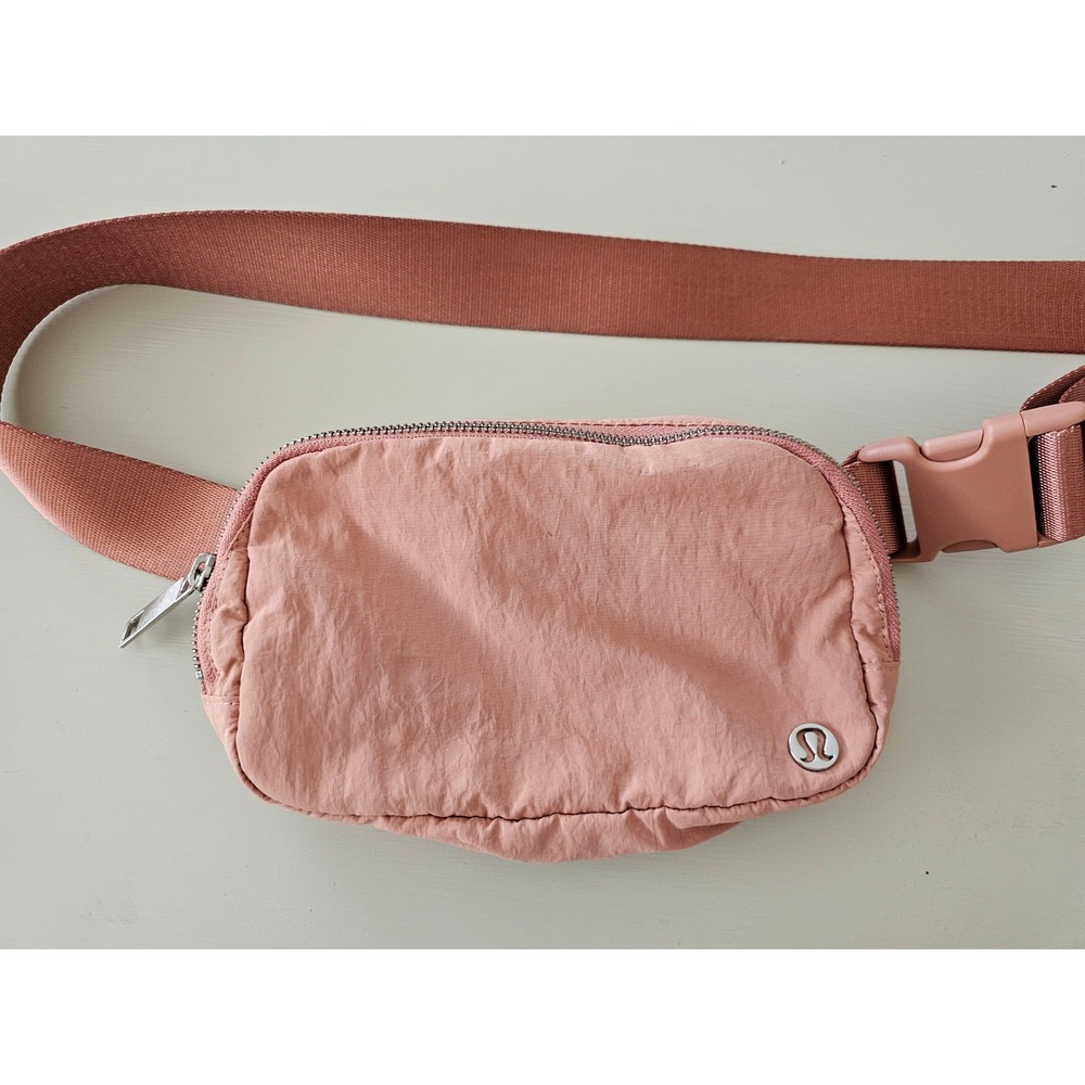 Lululemon Everywhere Belt Bag Pink-Peach Waist Pack Fanny Pack Crossbody Bag